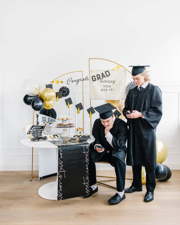 Congrats Grad Cap Banner Set