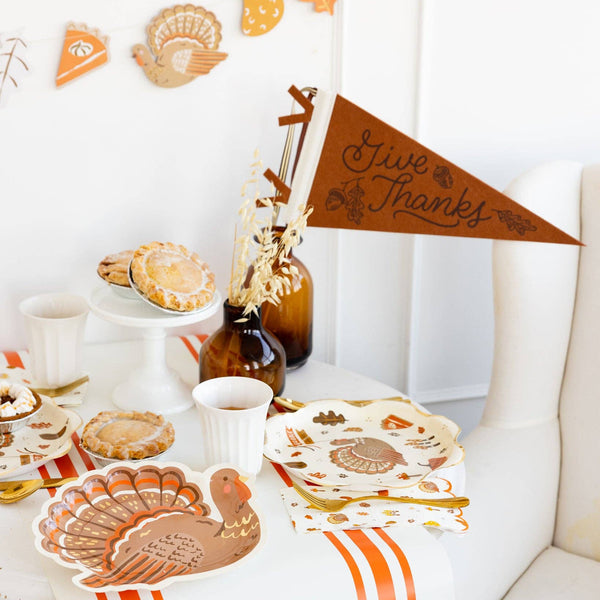 Acorns Give Thanks Felt Pennant