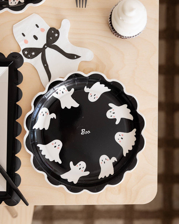 Booquette Ghost Shaped Cocktail Napkins, 24pk