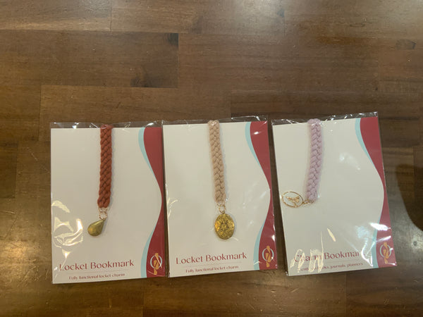 2S charm bookmark