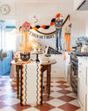 VHP1305 - Vintage Hanging Characters with Streamers