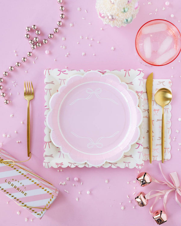 Round Pink Bows Dinner/Dessert Plate, 8pk